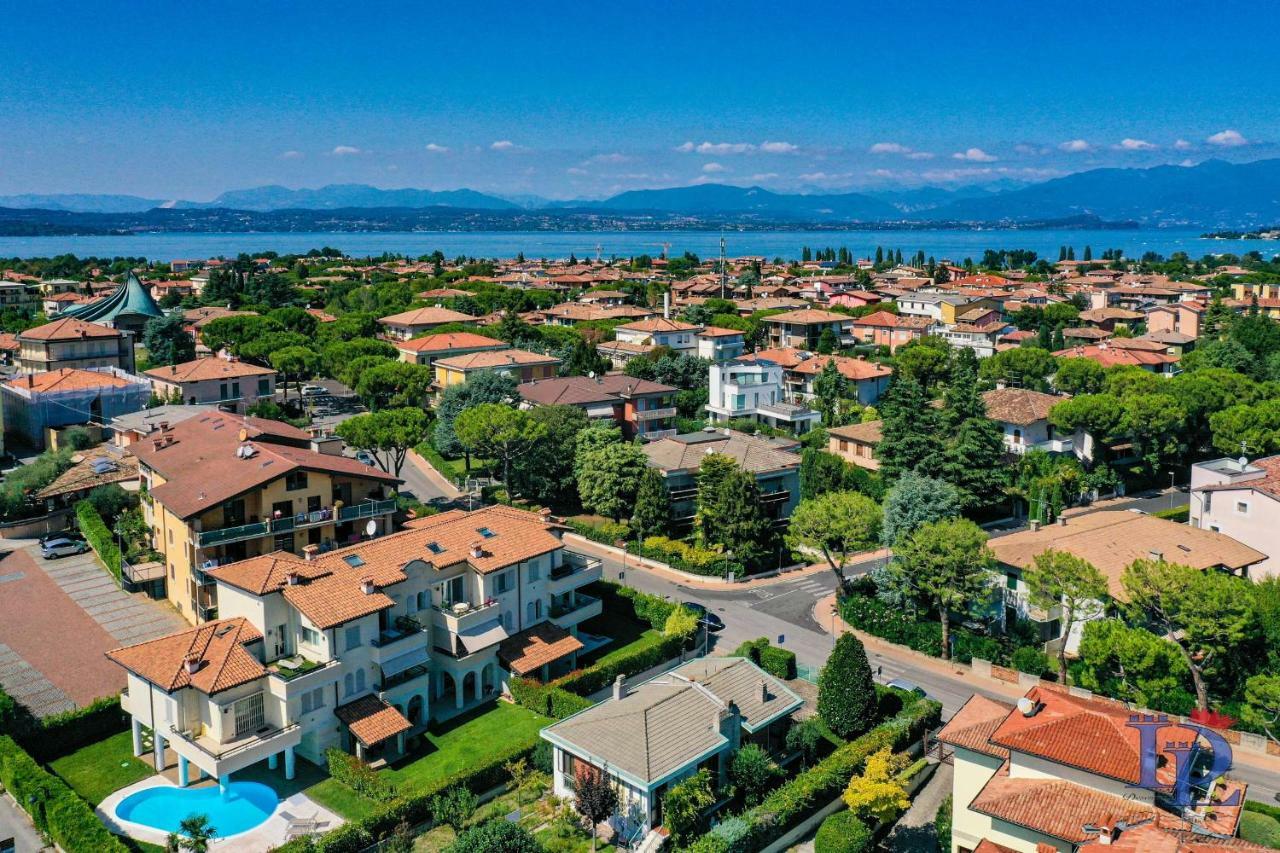 Desenzanoloft Official Partner Marriott Homes & Villas - Bea House, Sirmione With Private Garden And Share Pool Apartment *