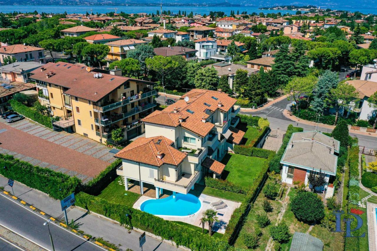 Desenzanoloft Official Partner Marriott Homes & - Bea House, With Private Garden And Share Pool Sirmione