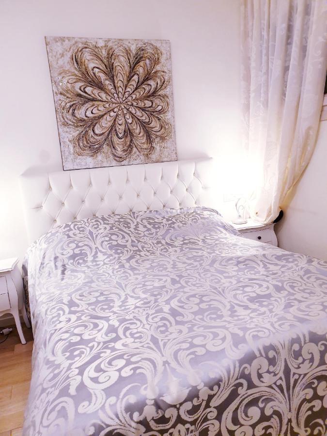 Appartaments Caesar Apartment *