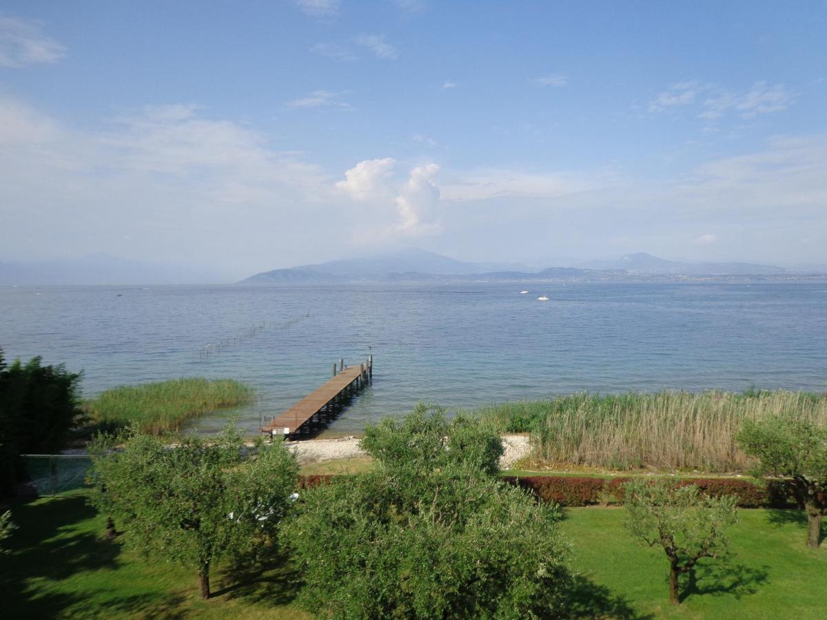 Holiday home Bmp Orchidea Piscina, Giardino E Con Molo Sirmione