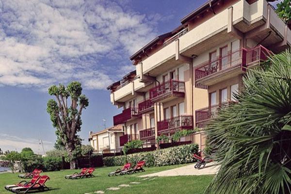 Smeraldo Hotelli Sirmione
