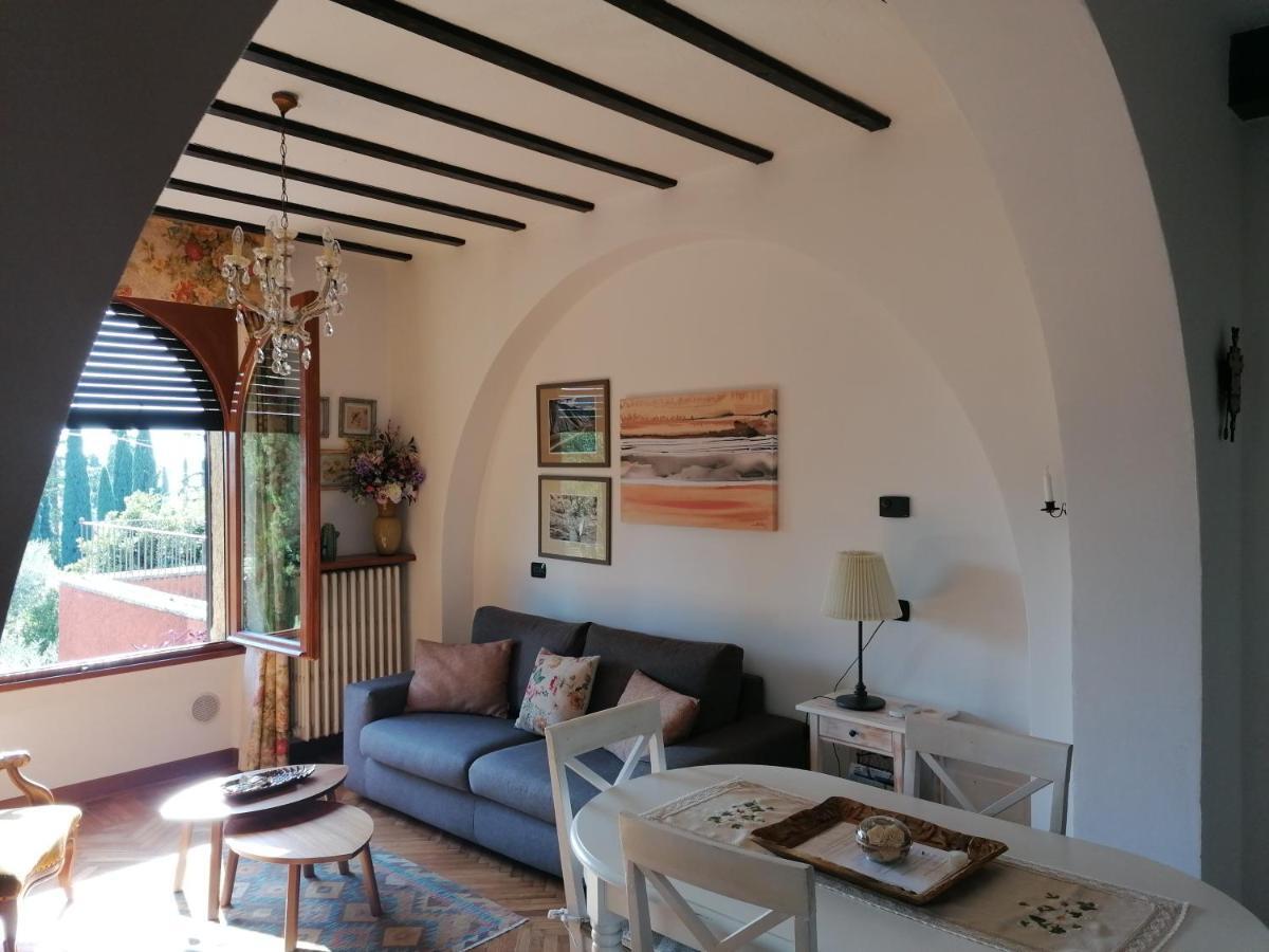 Villa Paradiso Apartment Huoneisto Sirmione