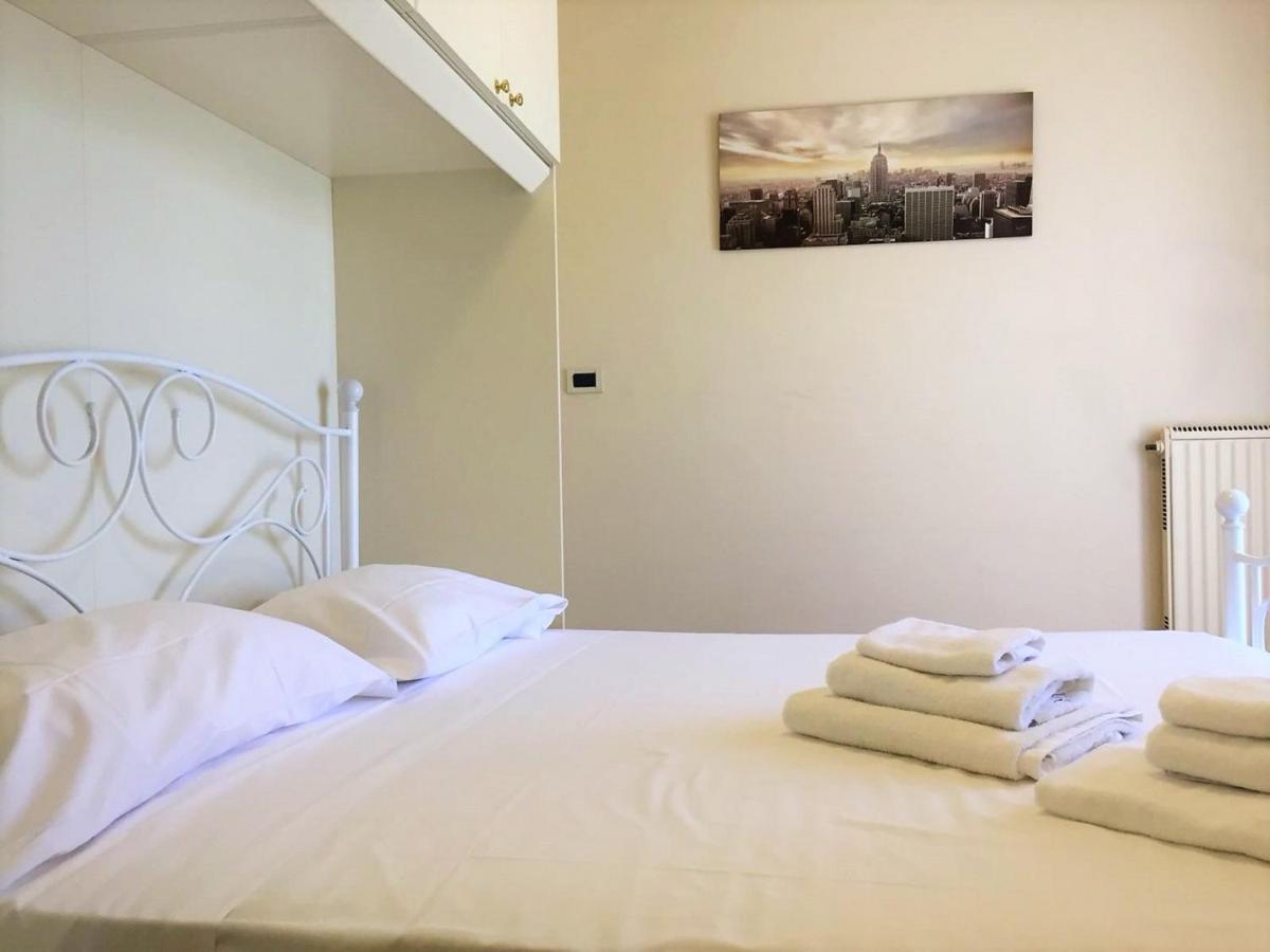 5 Star With Private Beach And Garage * Sirmione
