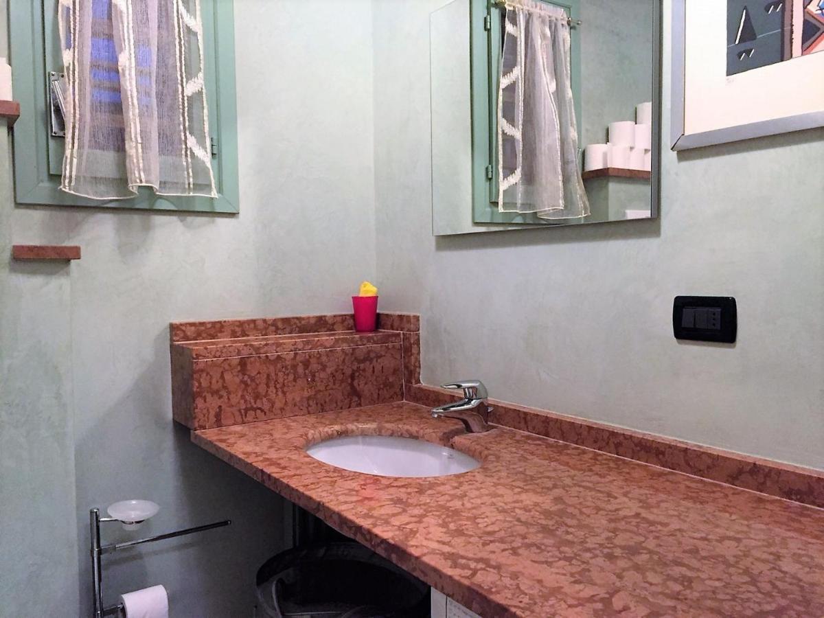 5 Star With Private Beach And Garage Apartament *