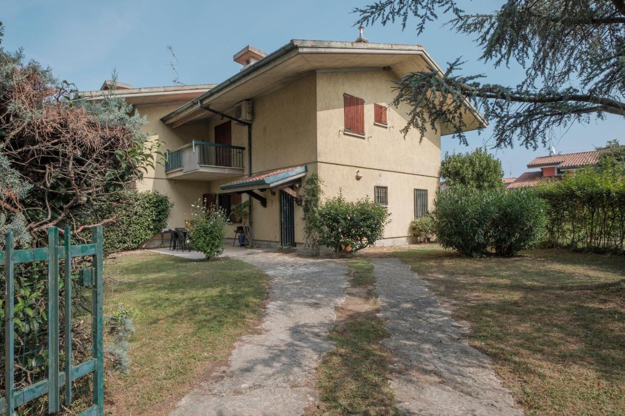 Ida - 2 Bedrooms With Private Garden Apartment *
