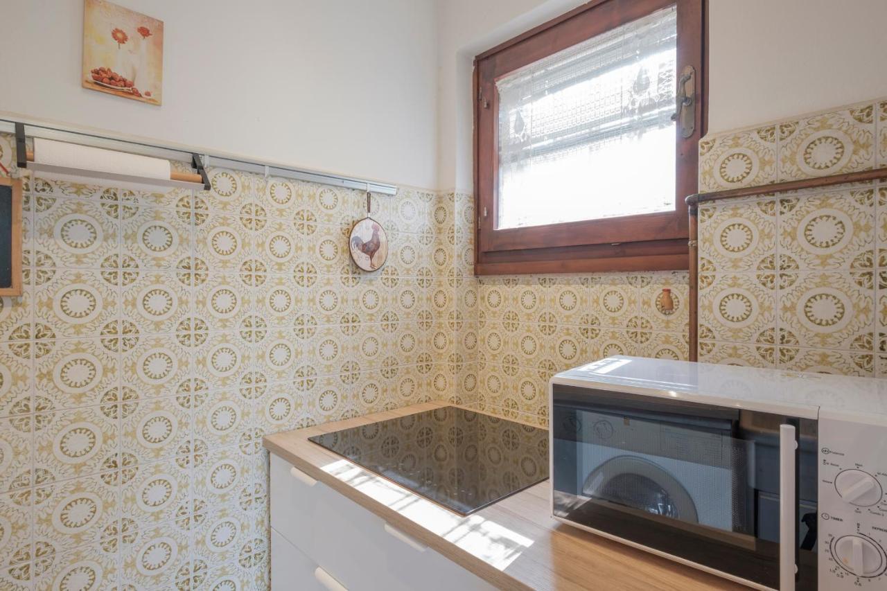 Apartment Ida - 2 Bedrooms With Private Garden Sirmione