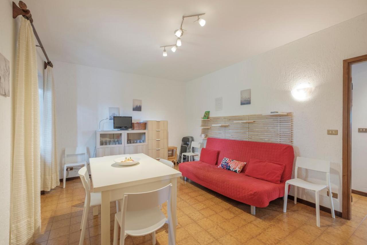 Ida - 2 Bedrooms With Private Garden Apartment *
