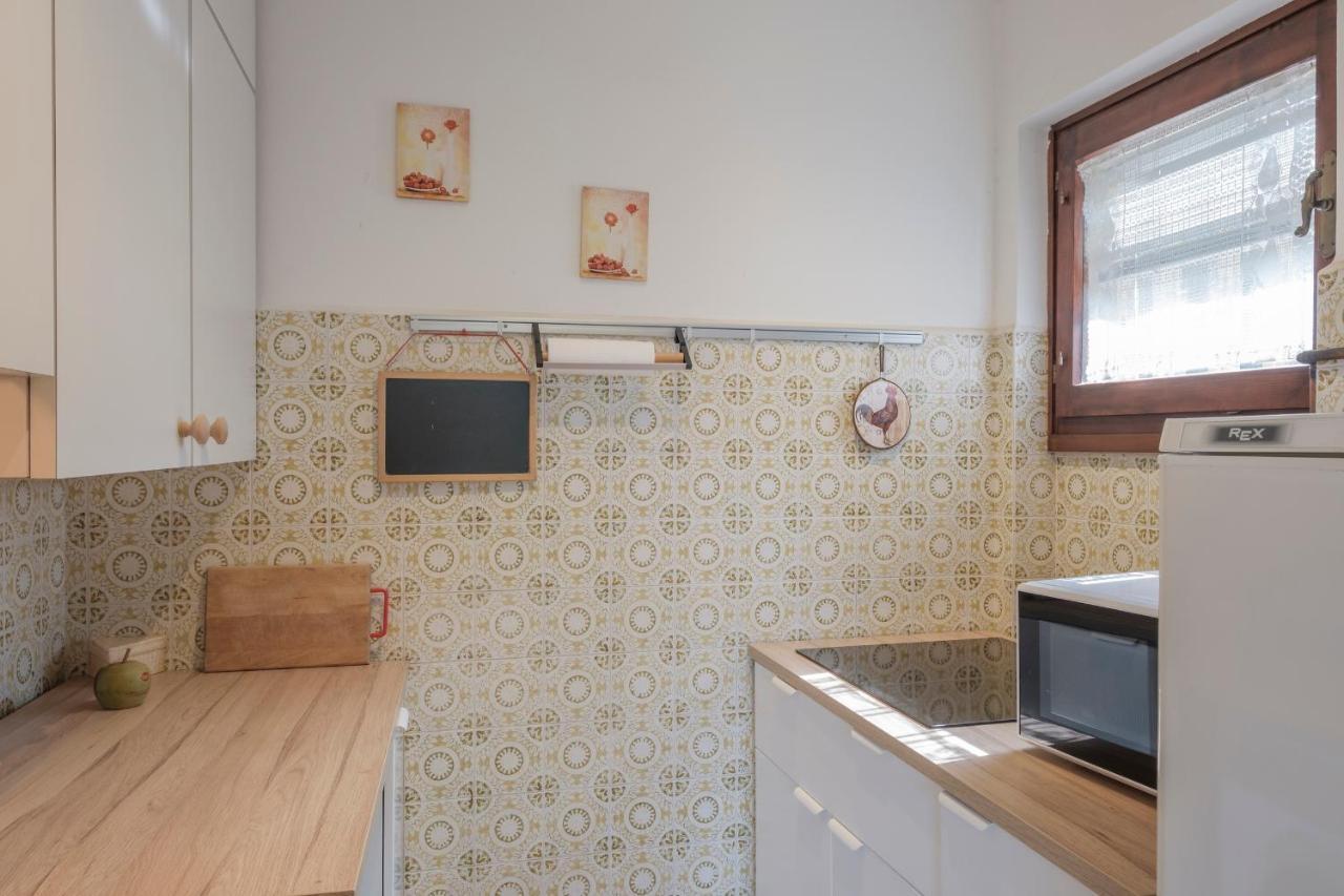 Ida - 2 Bedrooms With Private Garden Apartment