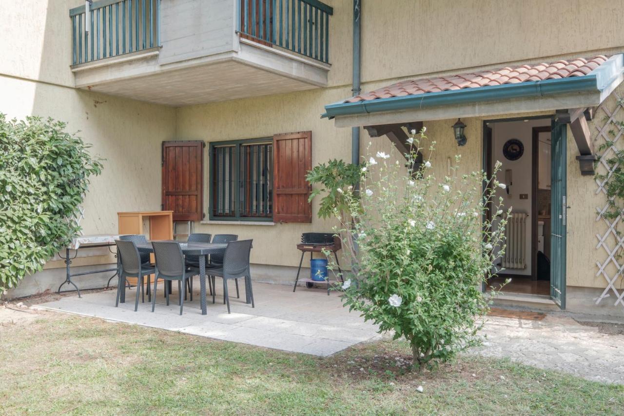 Apartment Ida - 2 Bedrooms With Private Garden