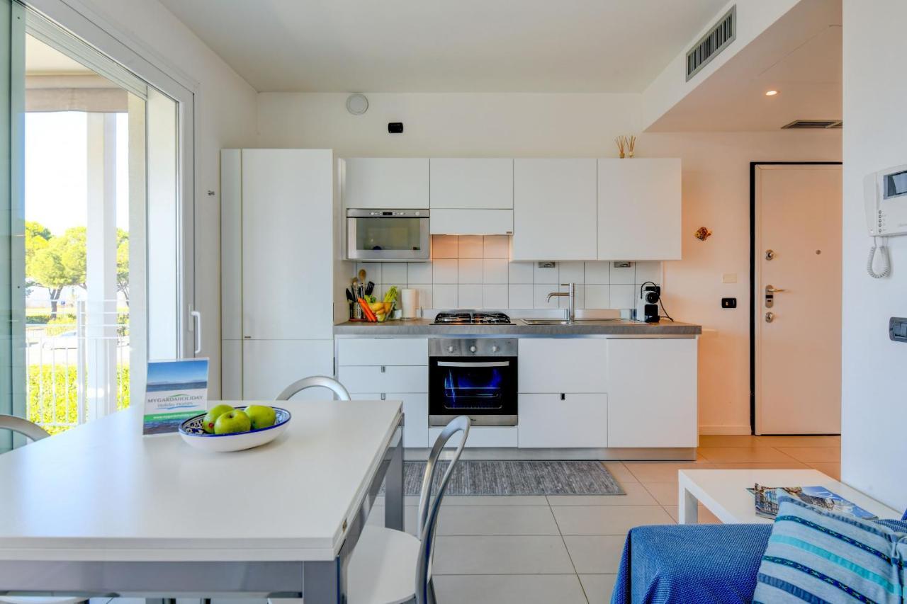 La Castellana Lake View Apartment *