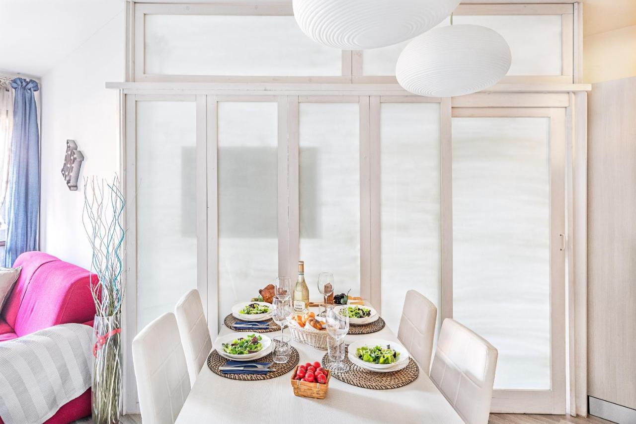 Artemisia Apartment *