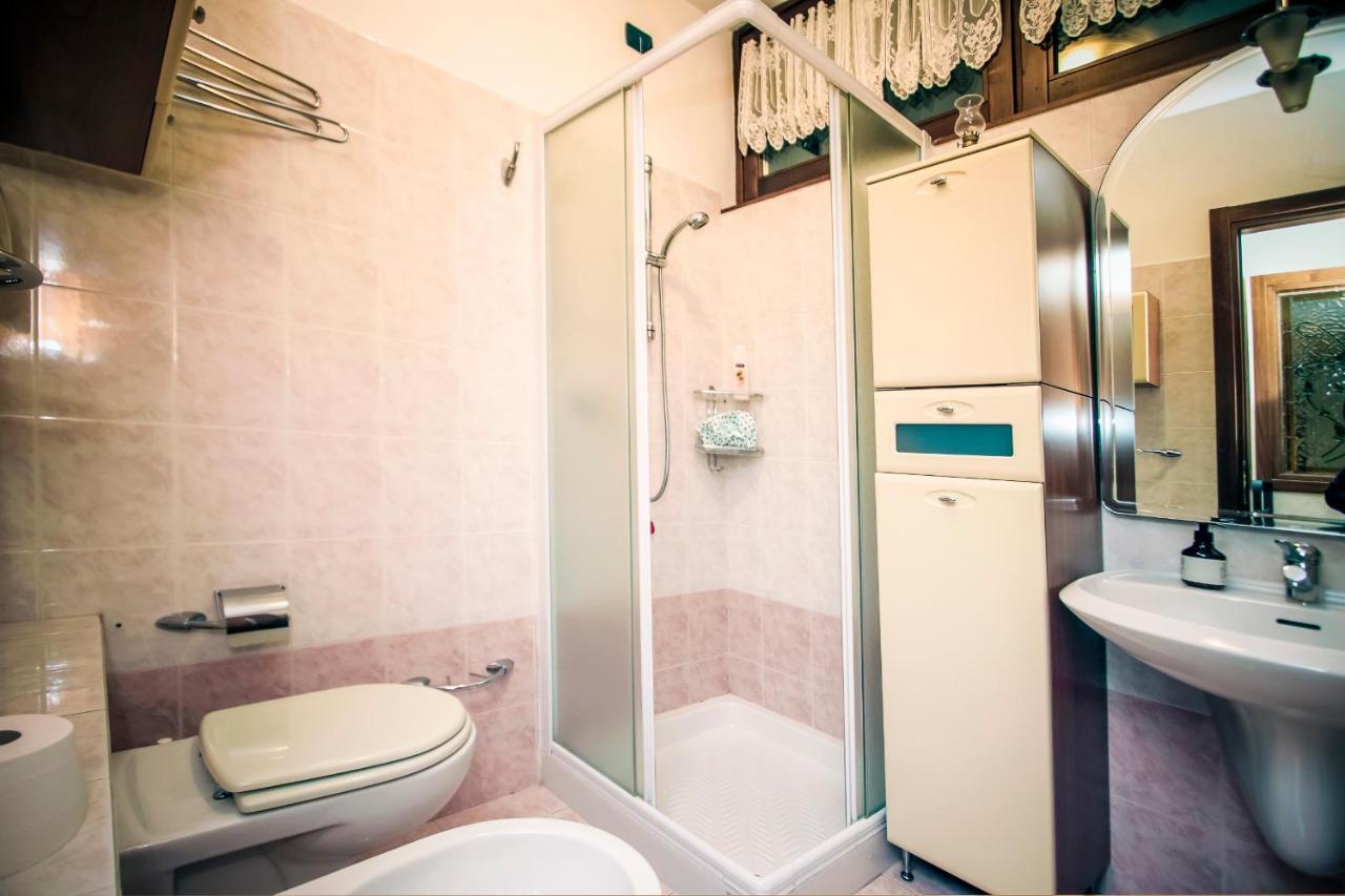 Apartment Nice Atmosphere In Casa Deborah - Italian Homing Sirmione