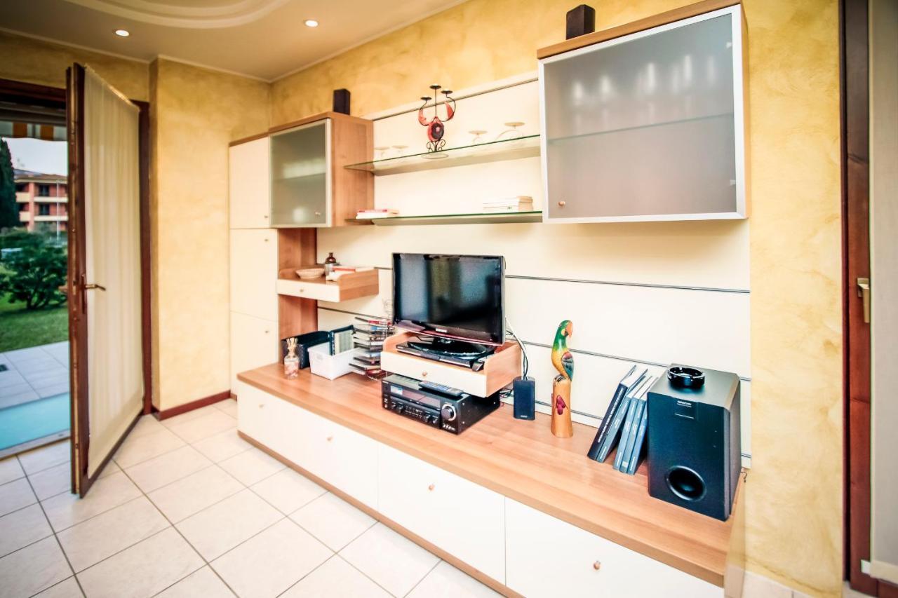 Apartment Nice Atmosphere In Casa Deborah - Italian Homing *