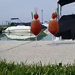 Yachting Hotel Mistral