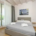Caesar Sirmione Luxury Apartments