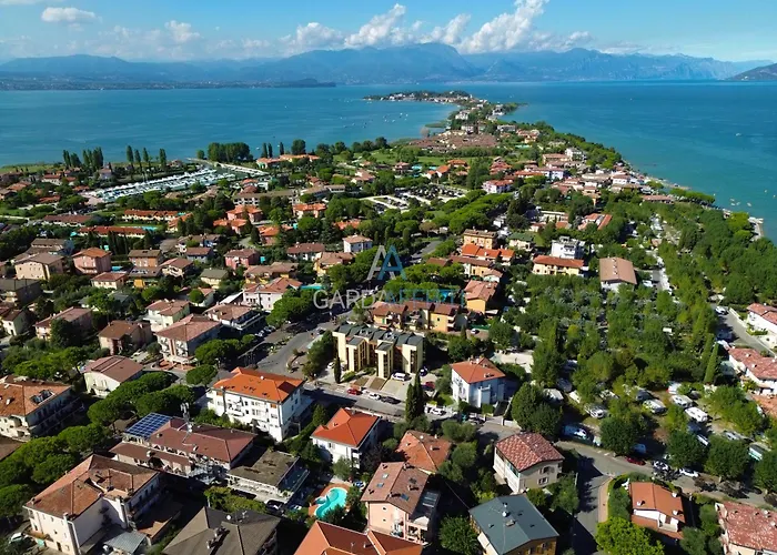 Lasirmioncina - A Soli 2 Minuti A Piedi Dal Lago