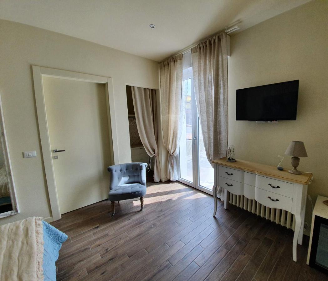 Romantic Guest house *