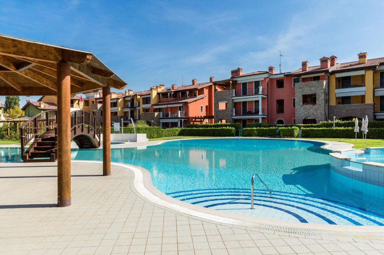 Corina Apartment