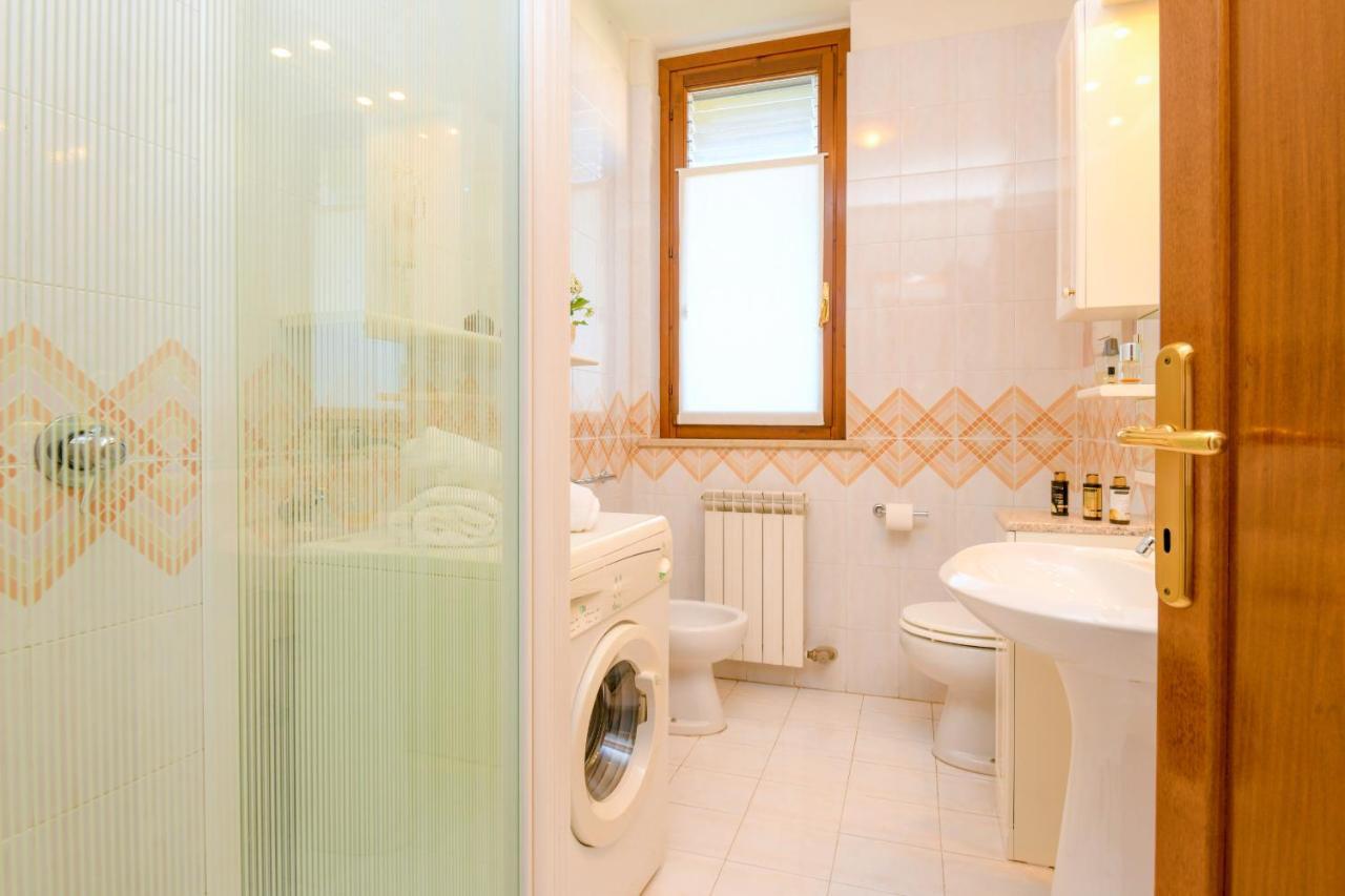 Apartment Villaggio Dei Fiori - Viola - Gardagate Sirmione