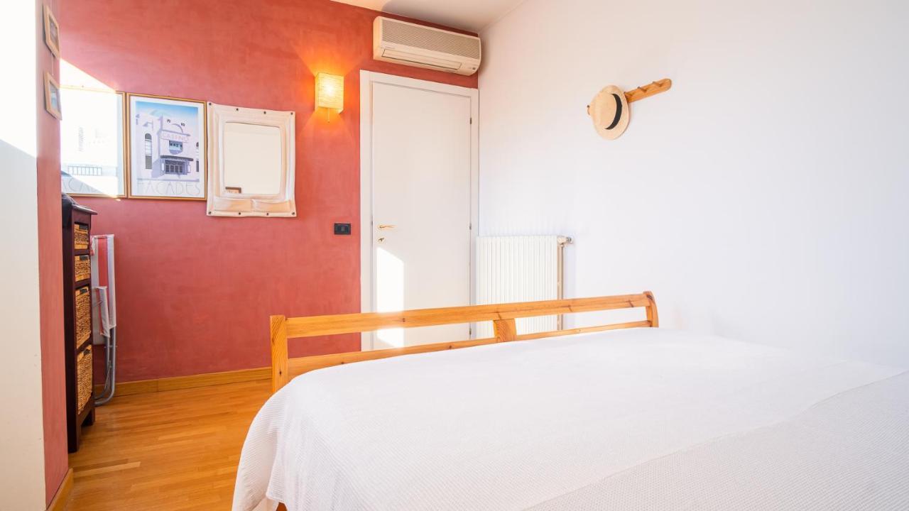 Apartment The Zodiac - Italian Homing