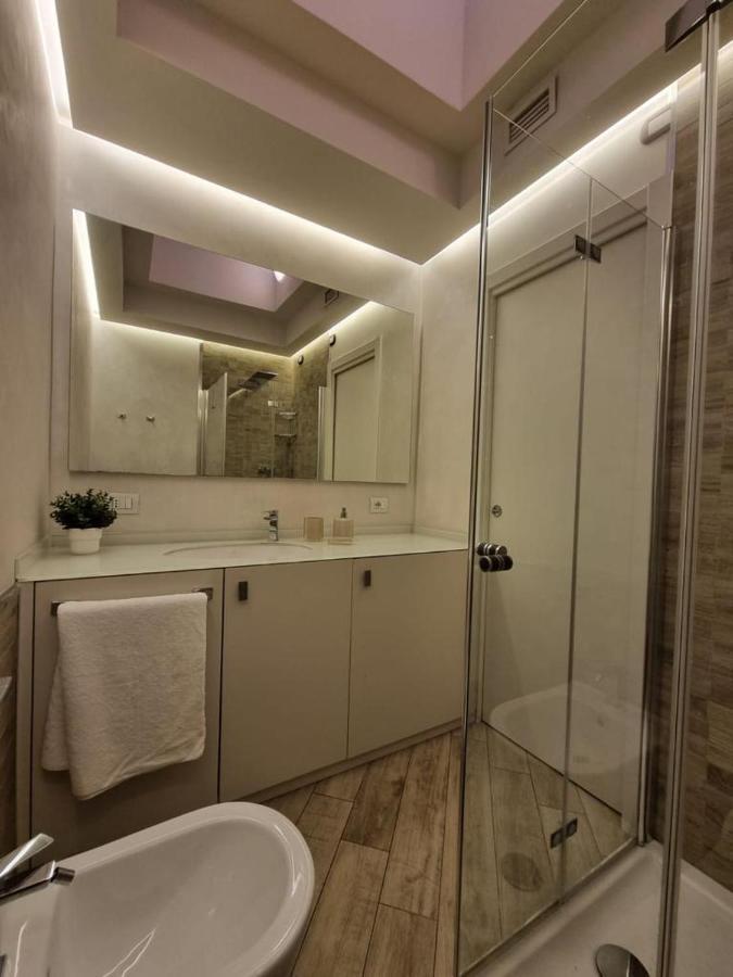 Bmp Orchidea Piscina, Giardino E Con Molo Ferienhaus Sirmione