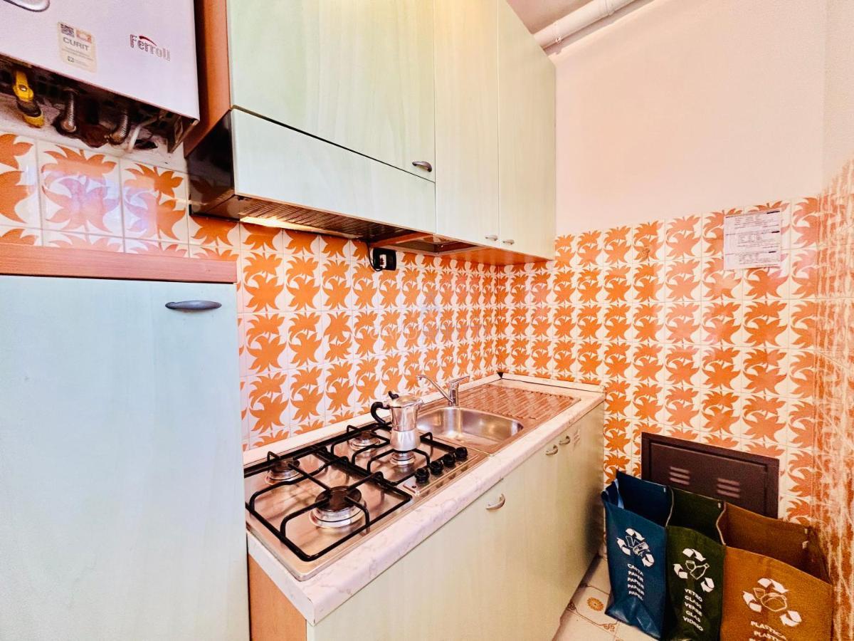 Scylla Apt - 100 Metri Dal Di Garda Apartment Sirmione