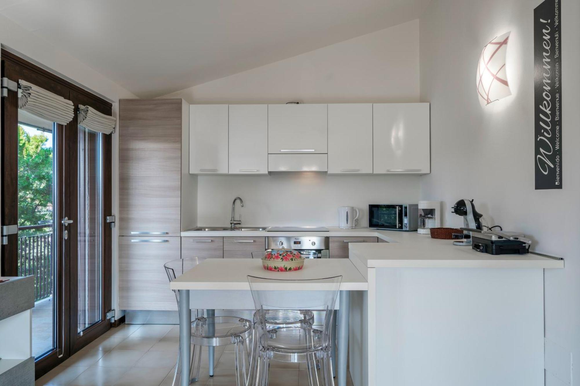 Casa Lugana 15 - Monolocale Con Piscina Fronte Sirmione