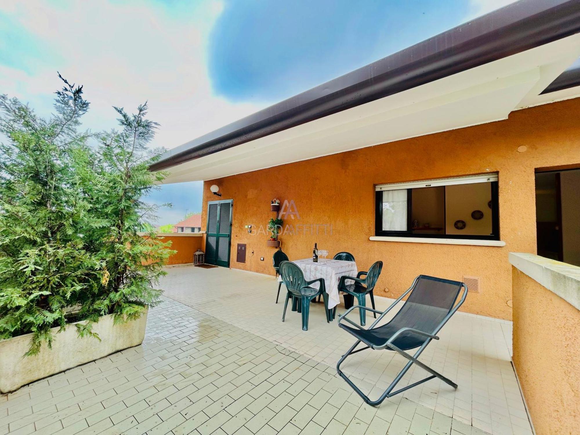 Crono Apt-200m Dal Di Garda Con Piscina *