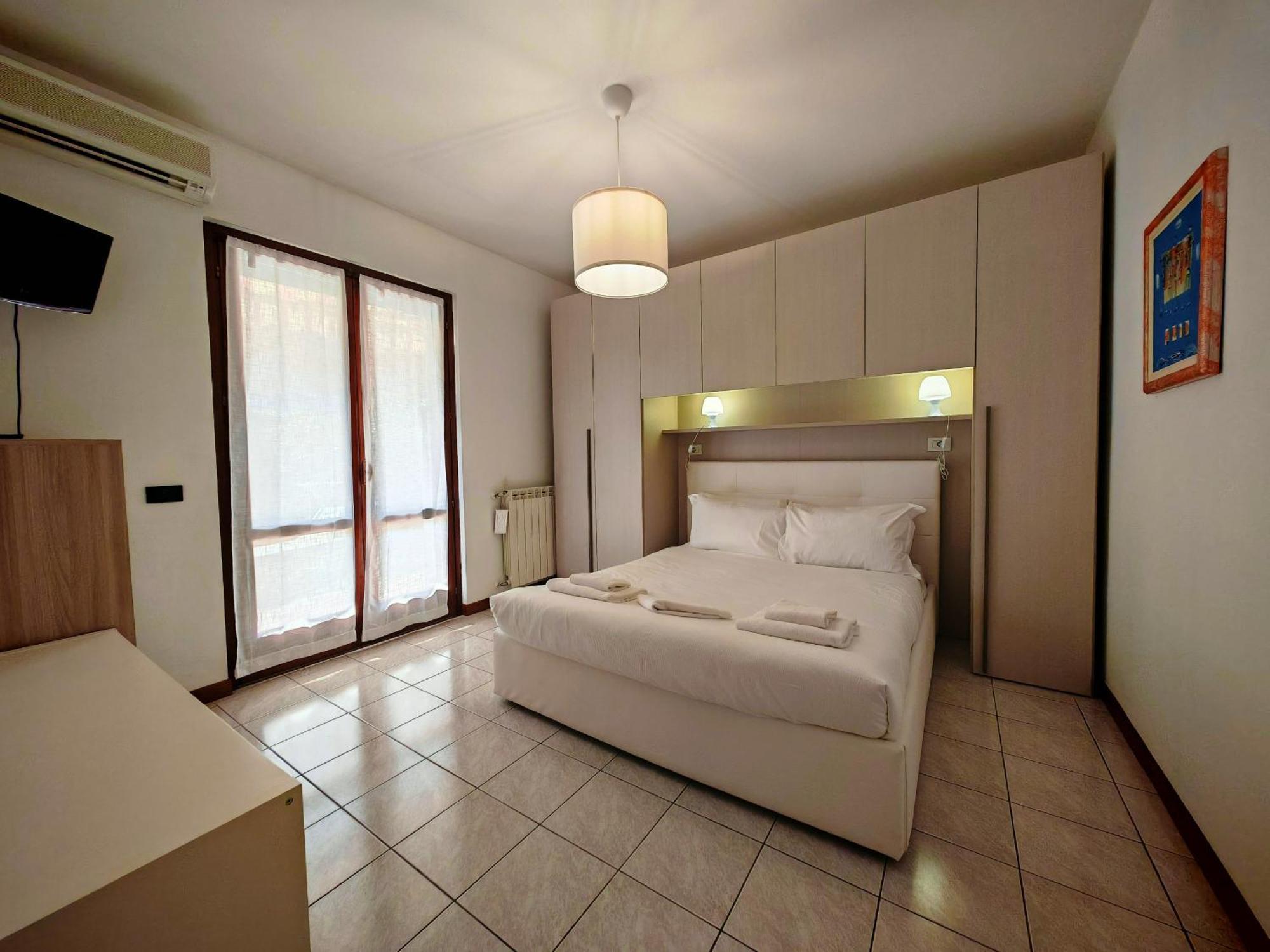 Apartment Sg Family - Casa Linda Sirmione