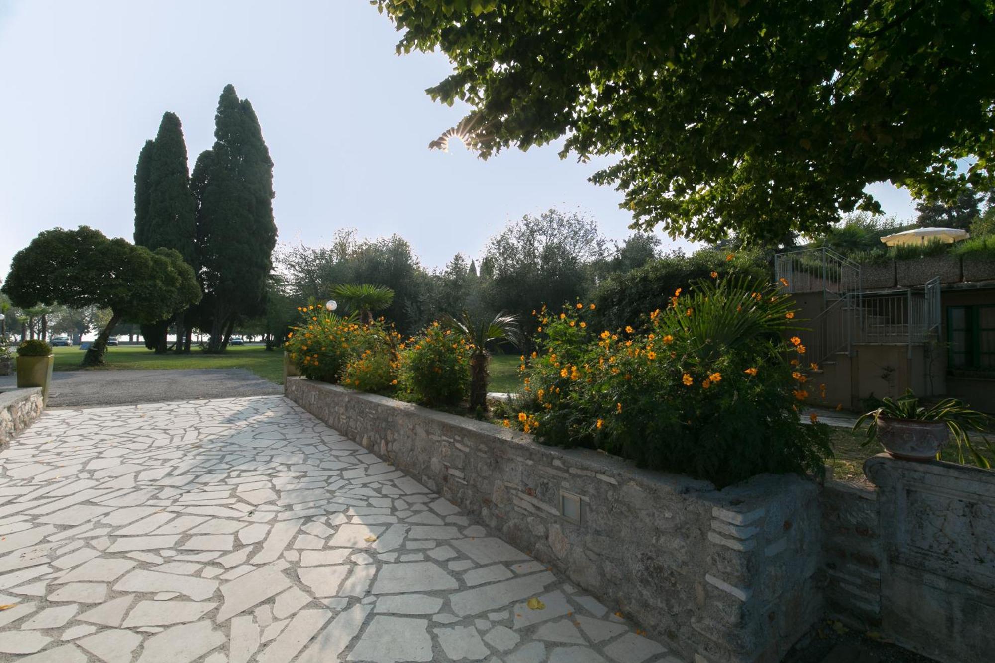 Hotel Pioppi Sirmione