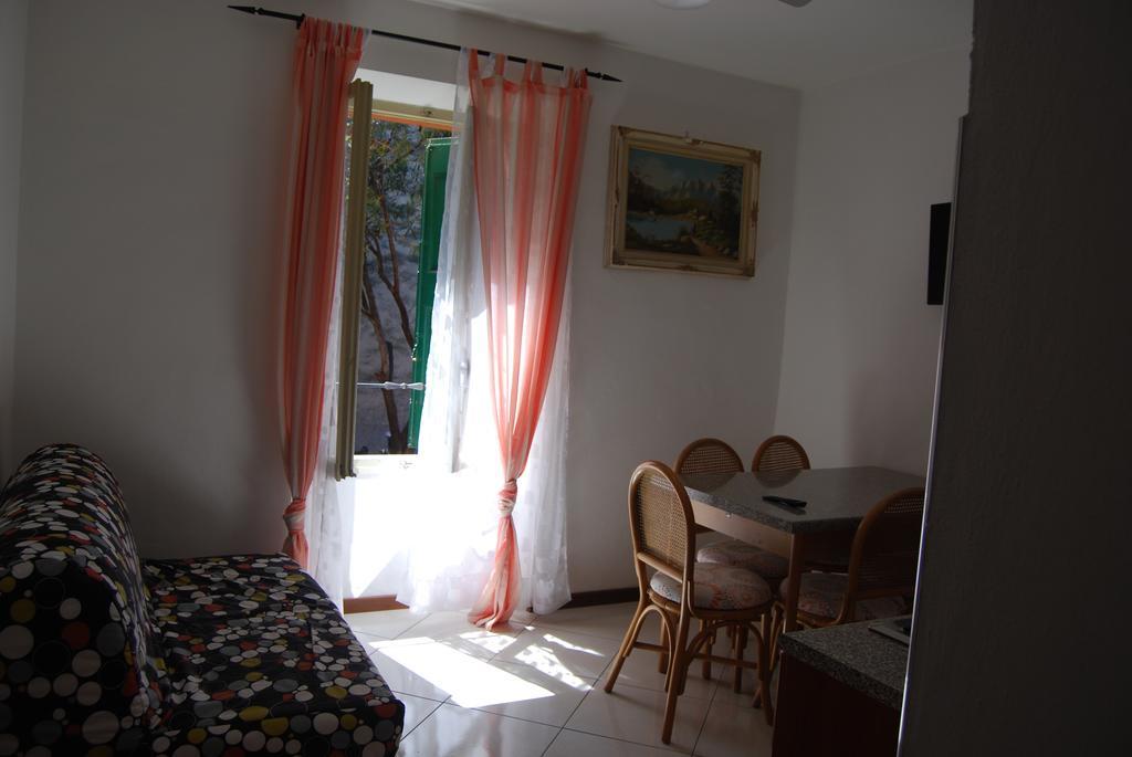Corneliani Ii Apartamento
