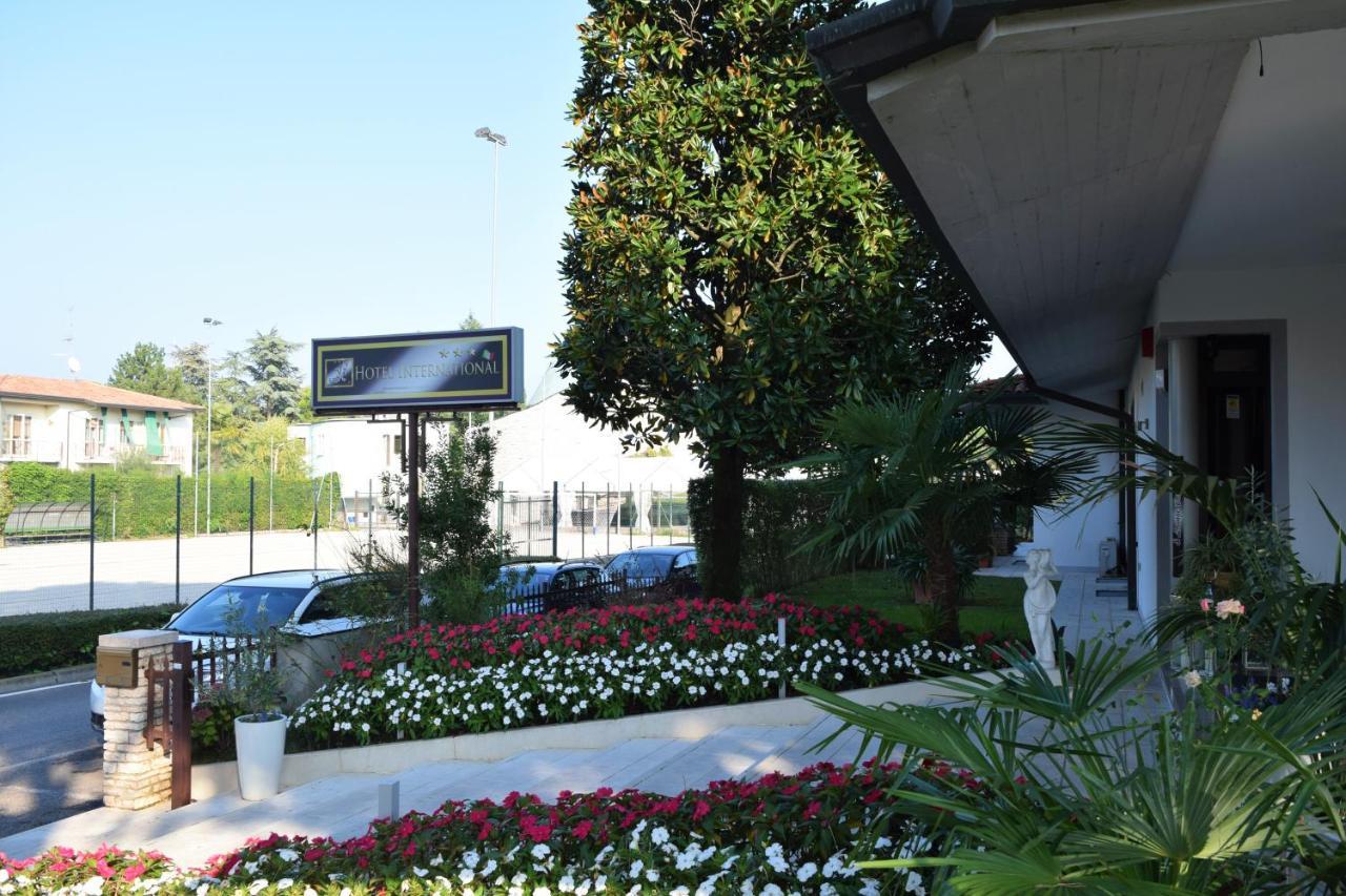 International Hotel 3*
