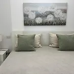 Paganini Suites And Apartments