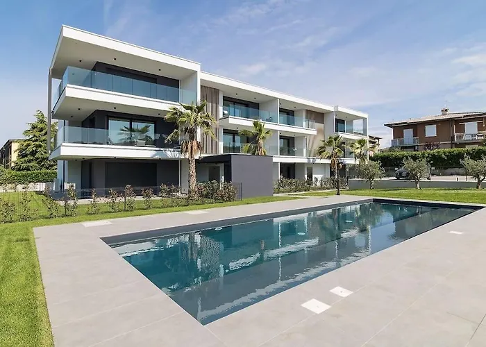 Palm Easy Sirmione Luxury