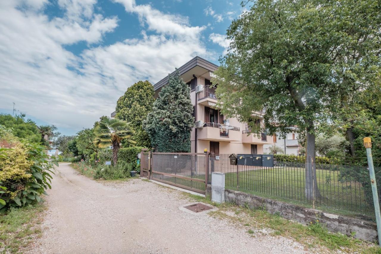 Casa Lugana 9 - Monolocale Con Piscina Fronte Apartment Sirmione