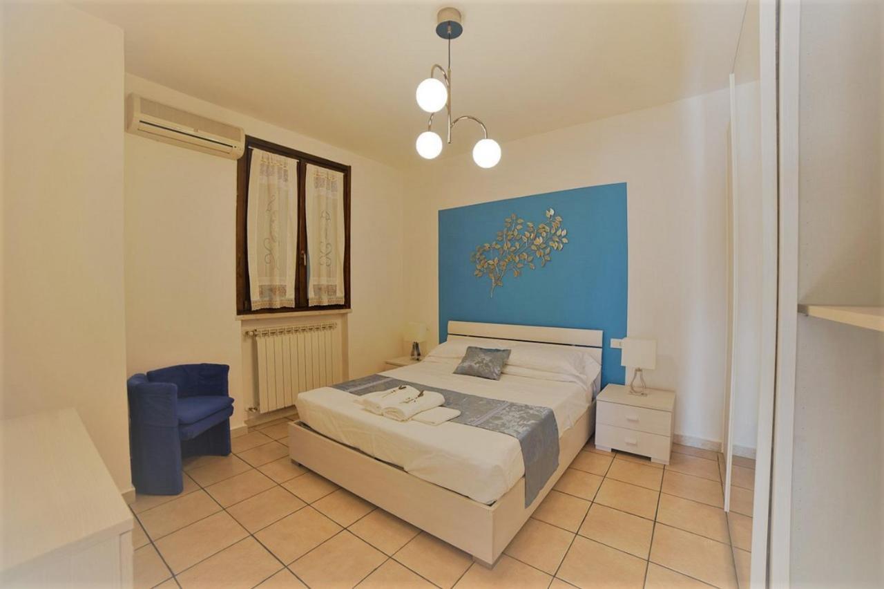 Appartamento Alloro 1 - Piano Terra Con Terrazza.