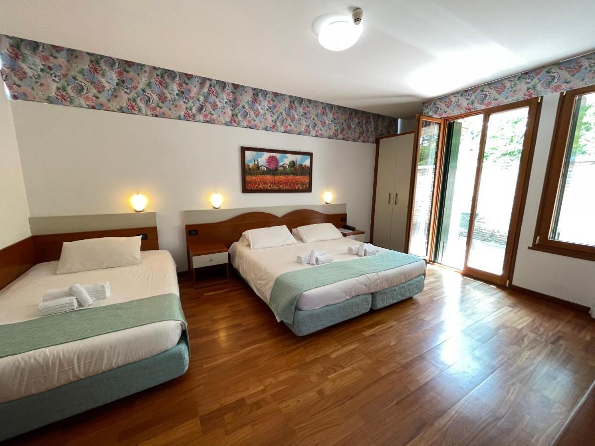 Meridiana Hotel 3*