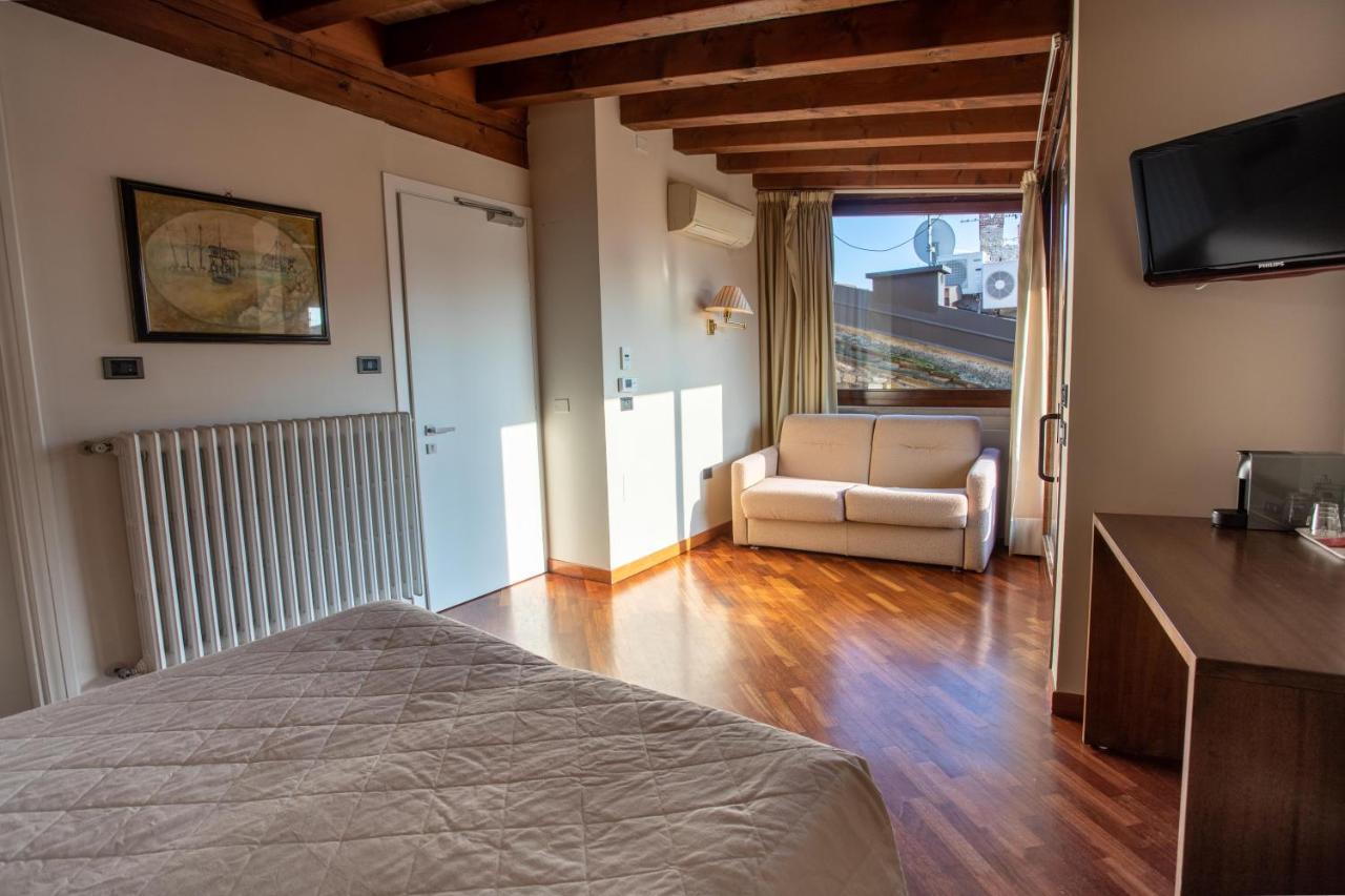 Hotel Degli Oleandri Sirmione