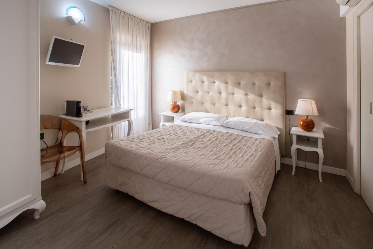 Degli Oleandri Hotel 3*