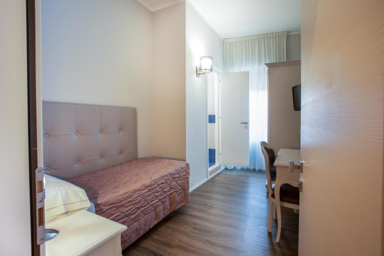 Degli Oleandri 3*