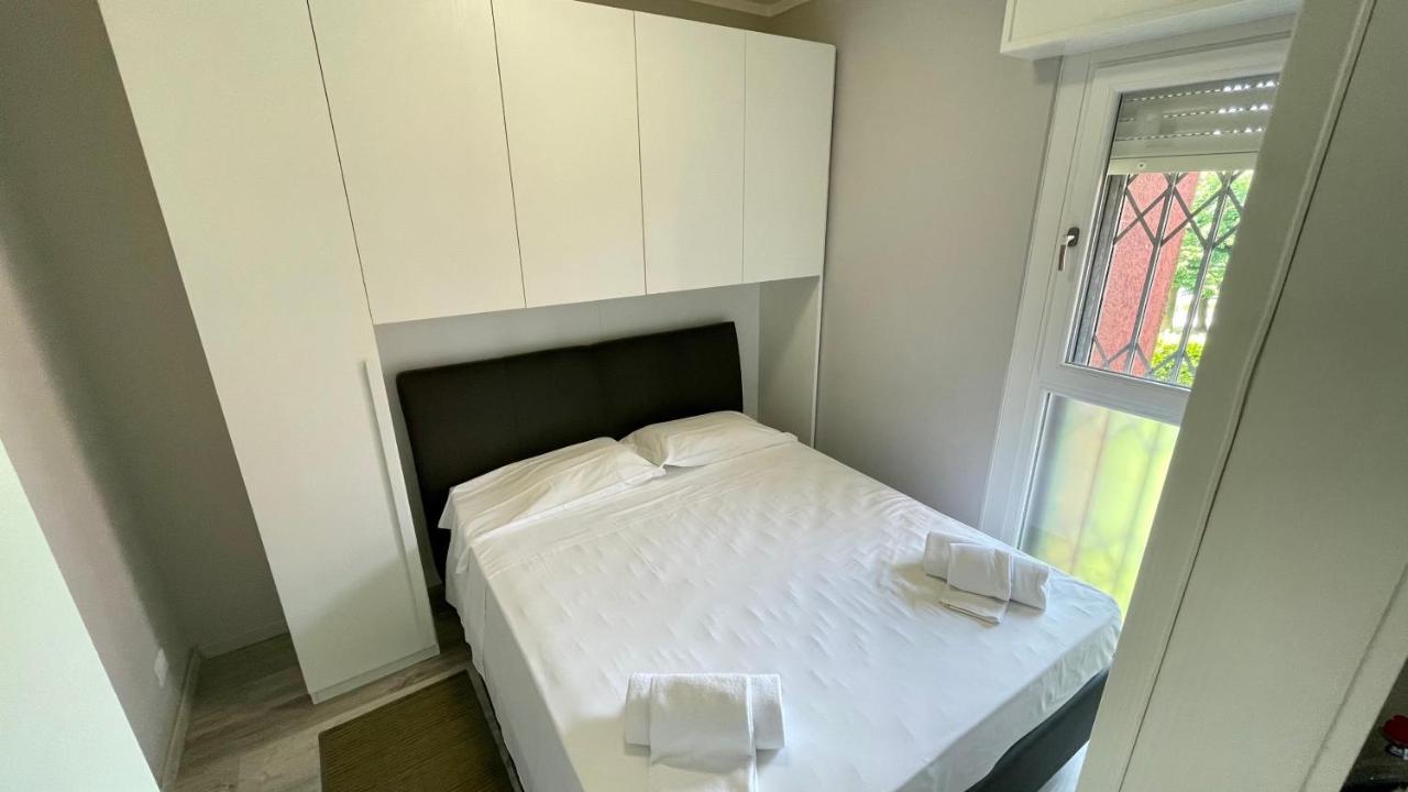 Old Surf 2.0 Apartment