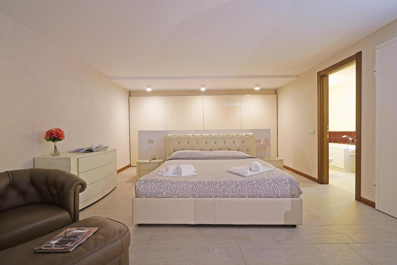 Giulia Luxury Apartment Sirmione