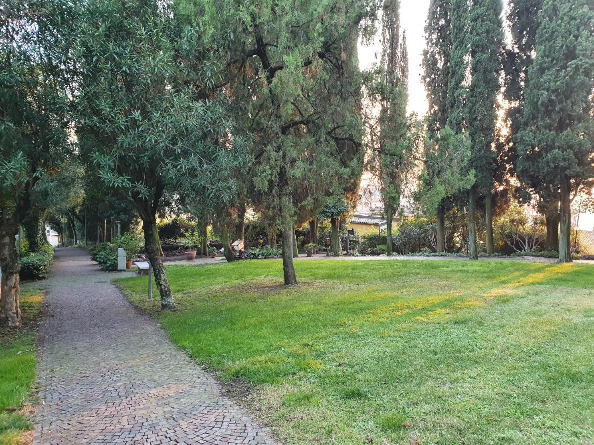 La Lampara Bed & Breakfast