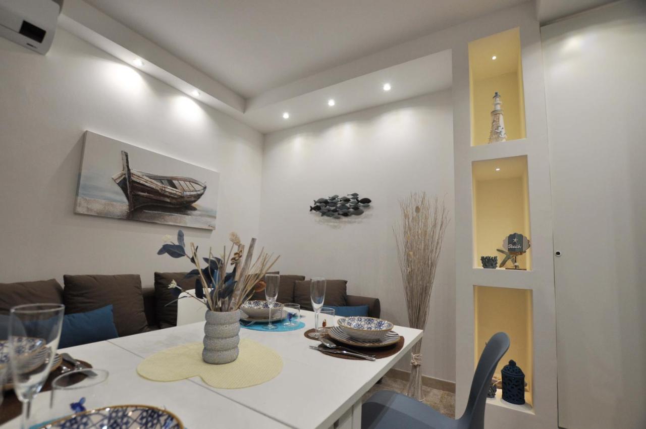 Dalila's Apartment *