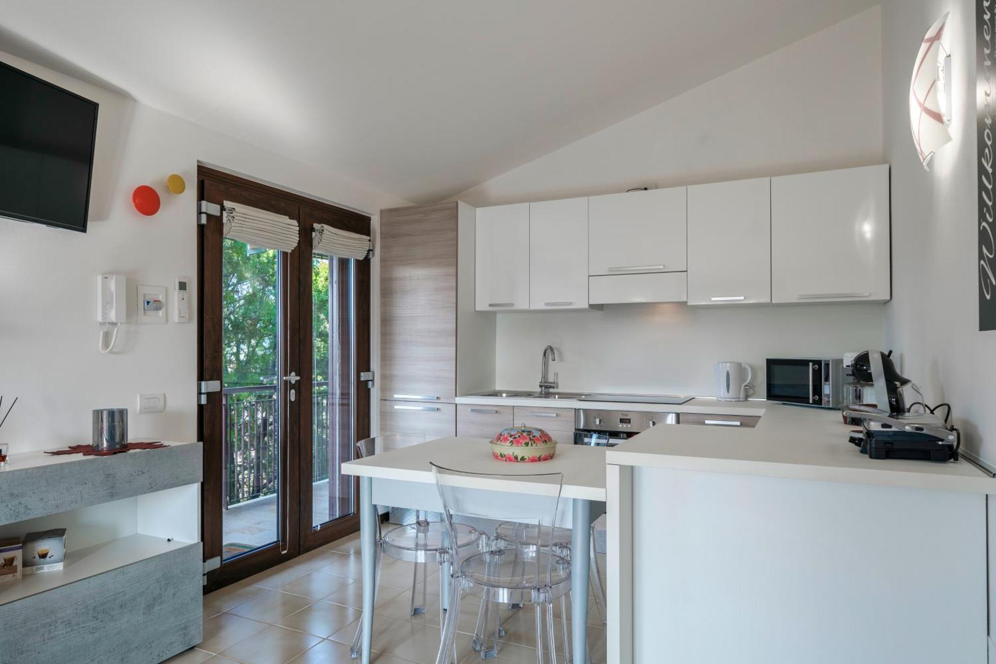 Casa Lugana 15 - Monolocale Con Piscina Fronte