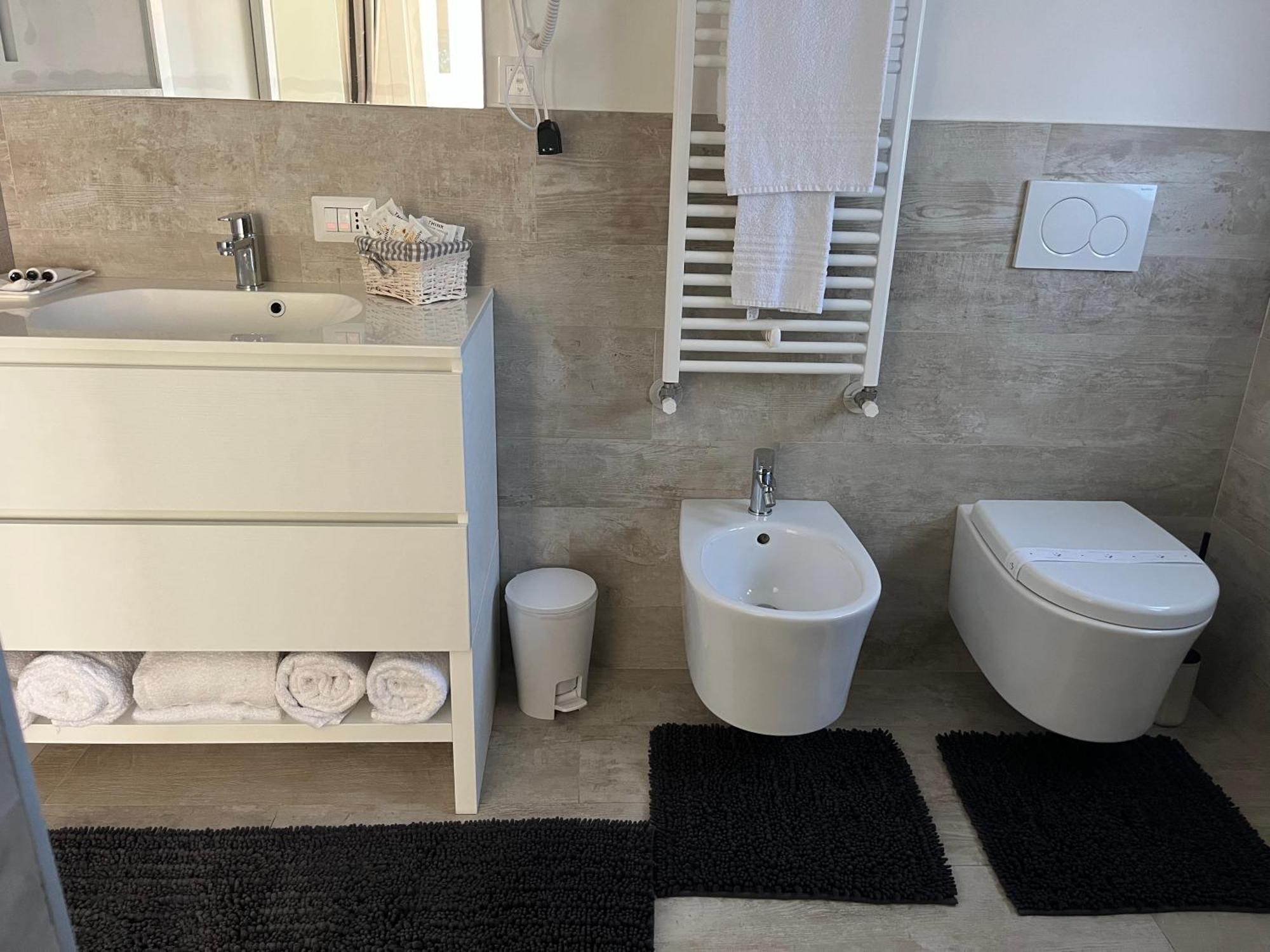 Sirmionerooms Guest house