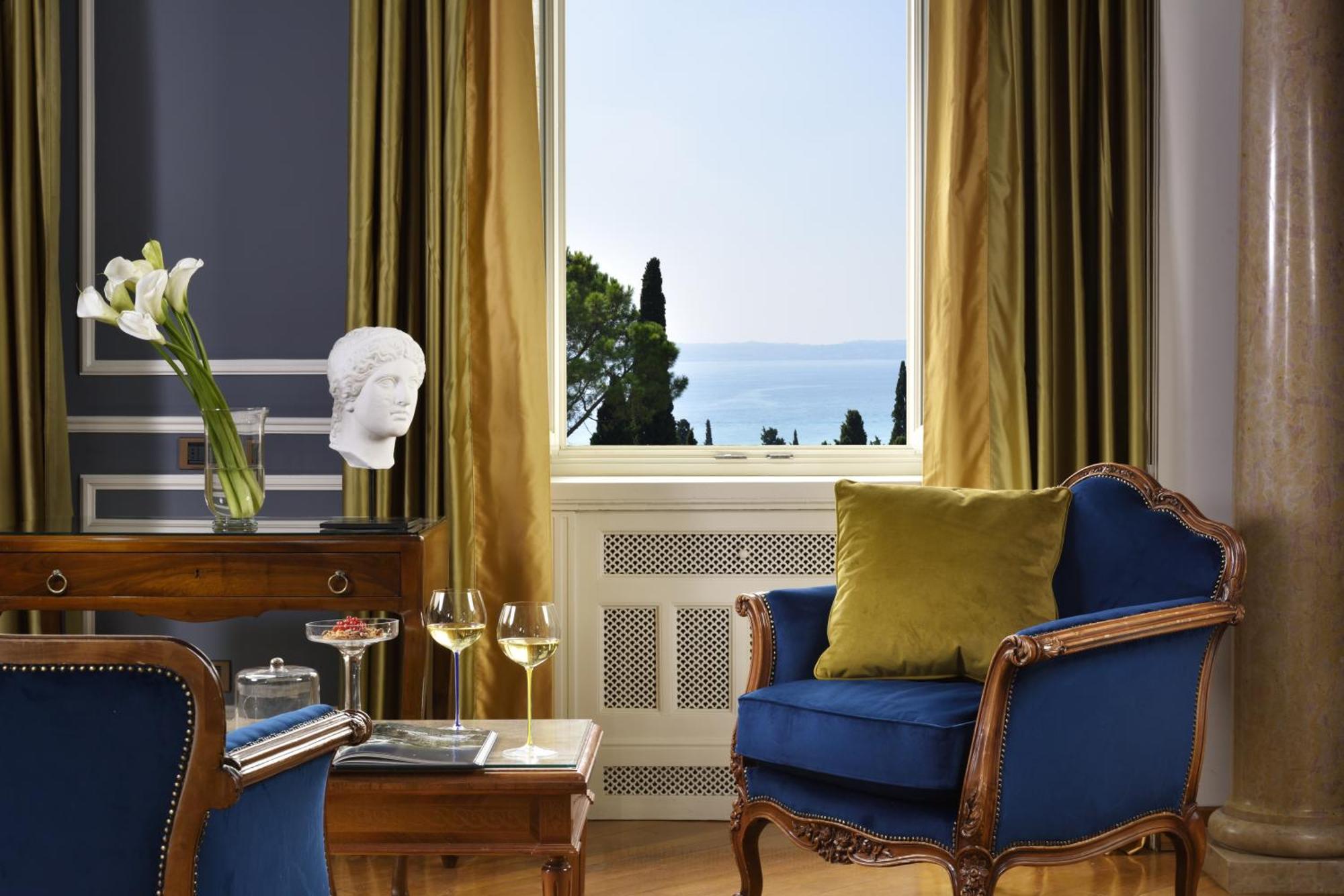 Cortine Palace Relais Chateaux Hotel Sirmione