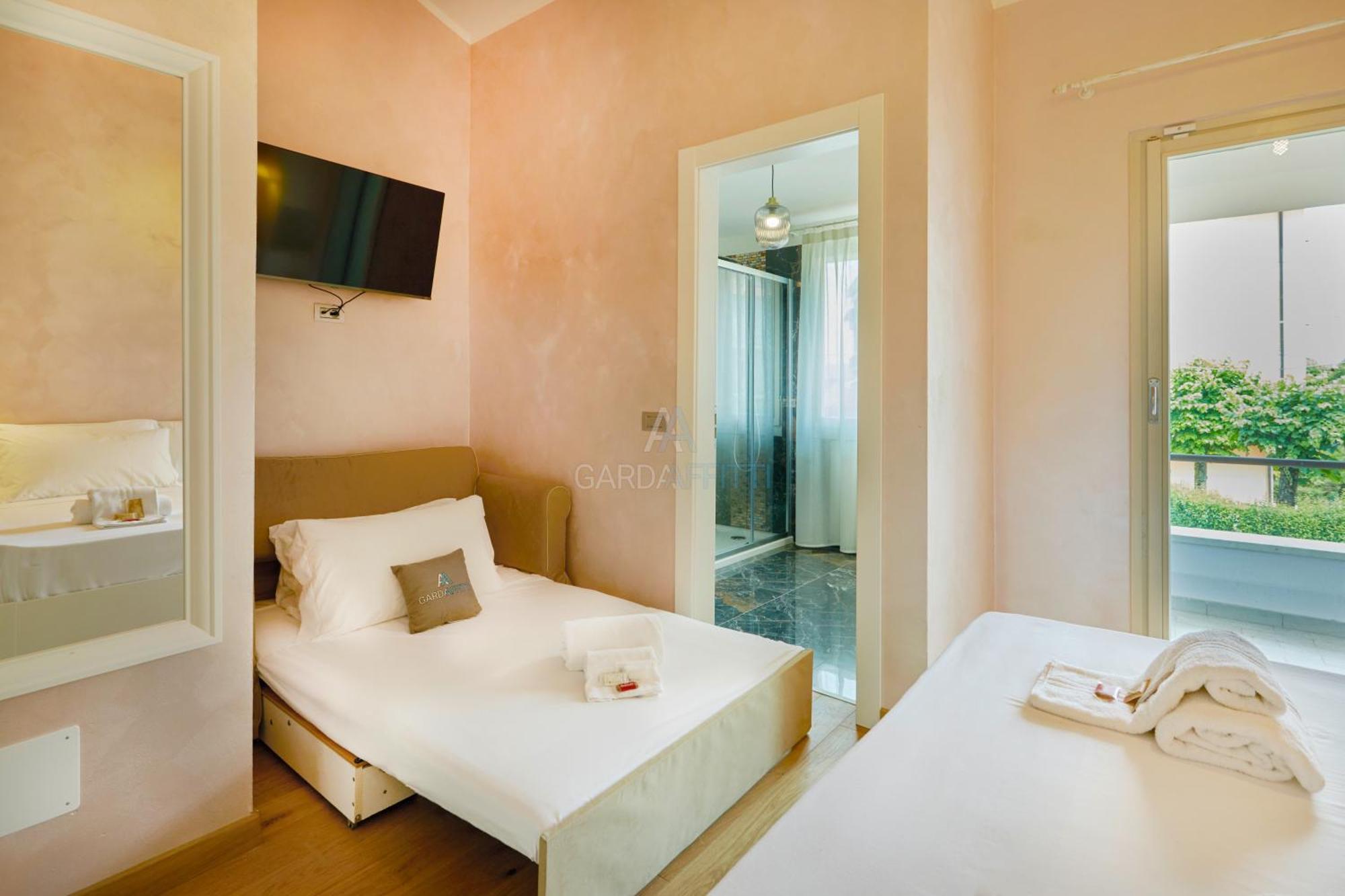 V Vittoria Villa Sirmione