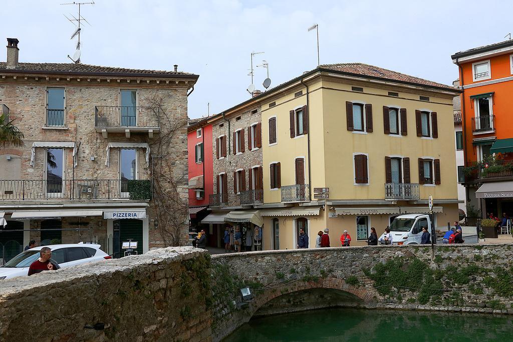 Aurora Sirmione Appartamenti Sirmione
