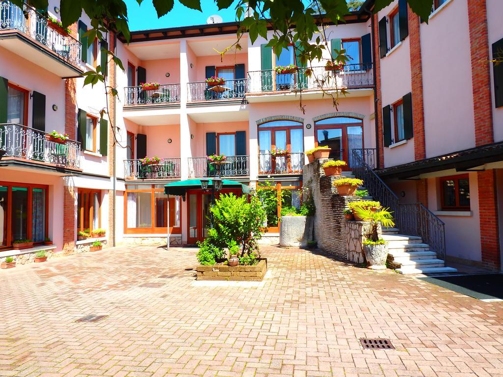 Meridiana Hotel 3*